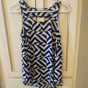 Everly navy and white geometric tank top. Small.